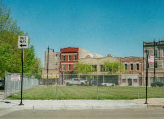 Is Illinois a Community Property State? Discover the Truth Here!